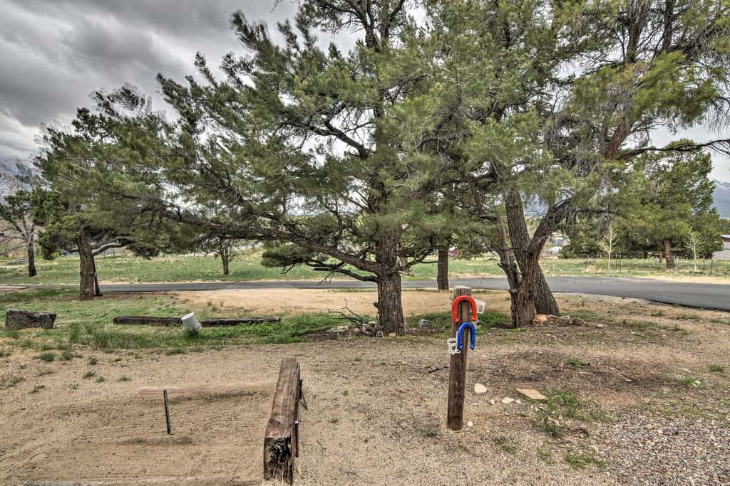 Stunning Home w/ Fire Pit, 11 Mi to Mt Yale!