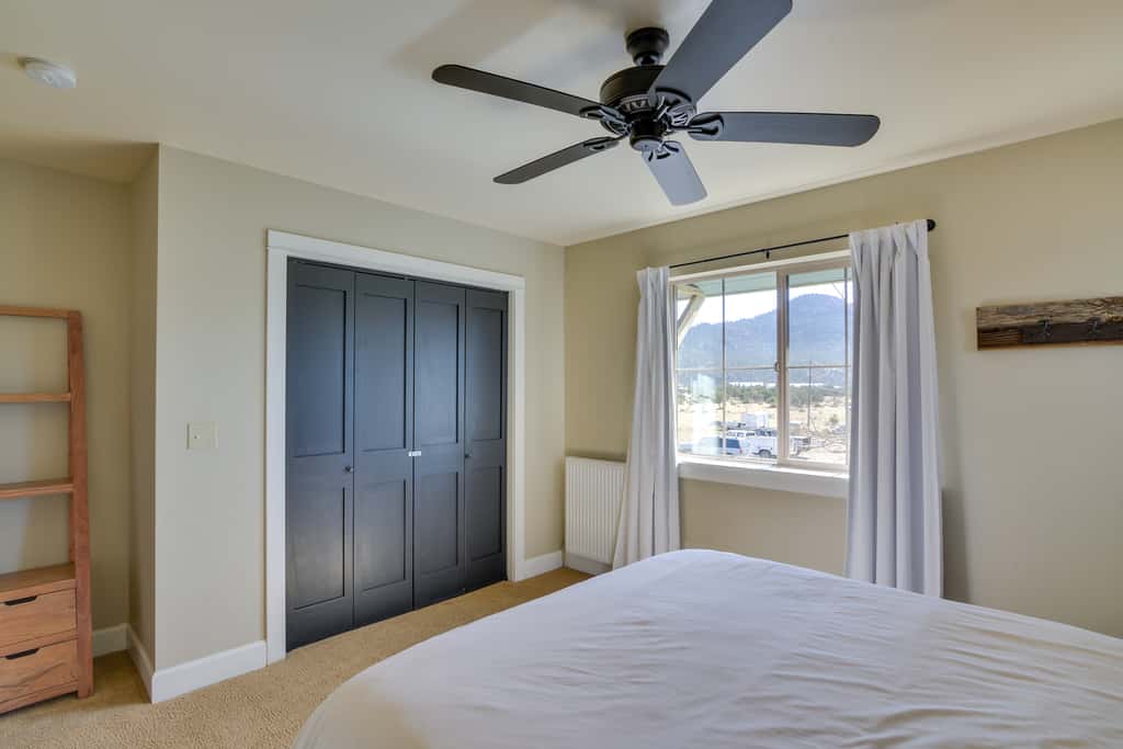 Buena Vista Vacation Home: Hot Tub, Mountain Views