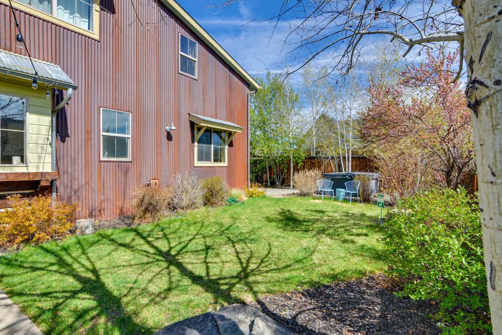 Buena Vista Vacation Home: Hot Tub, Mountain Views