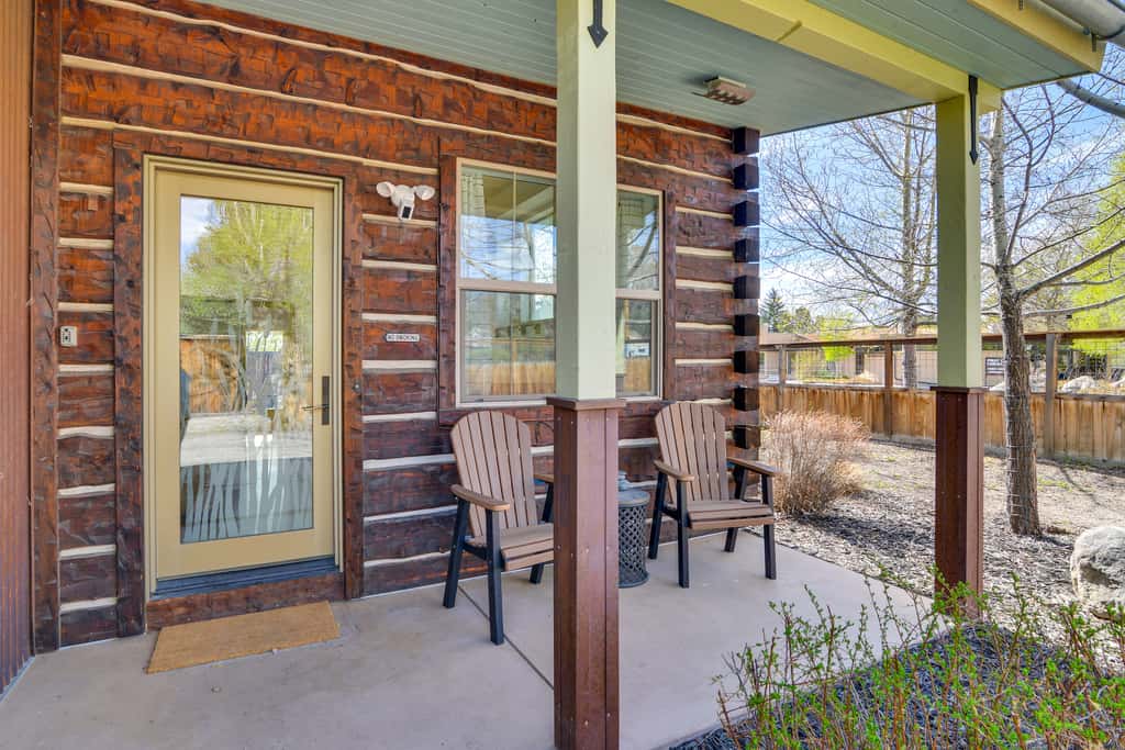 Buena Vista Vacation Home: Hot Tub, Mountain Views