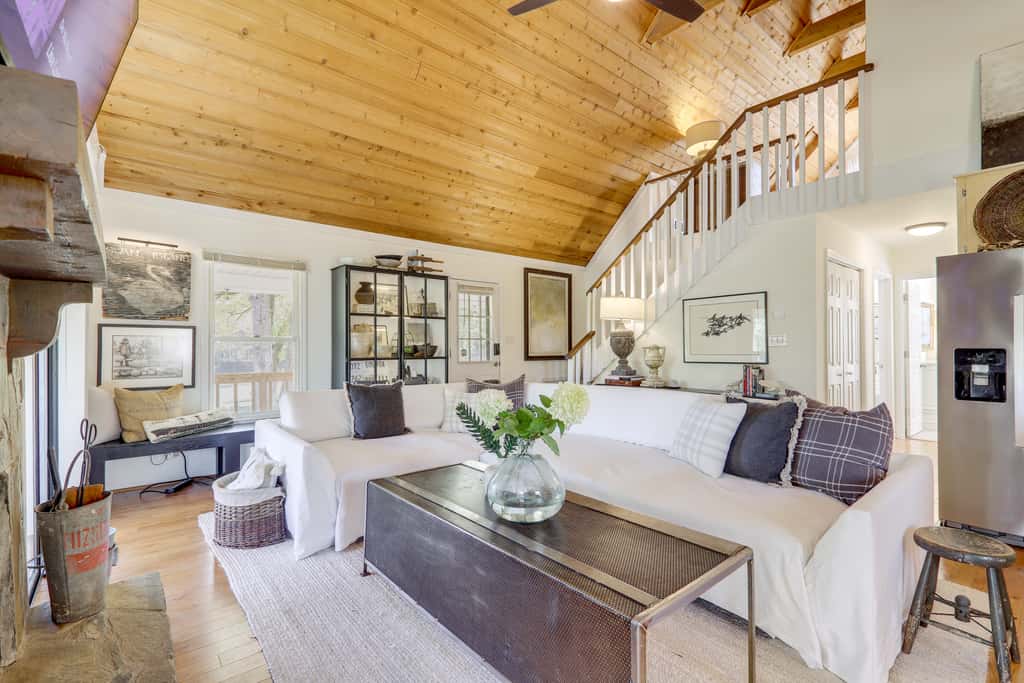 Wilderness Retreat on Crooked Creek, Lake Sinclair