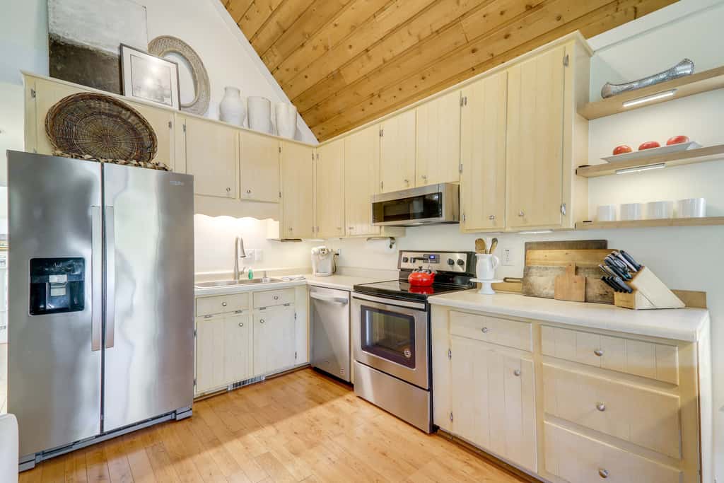 Wilderness Retreat on Crooked Creek, Lake Sinclair