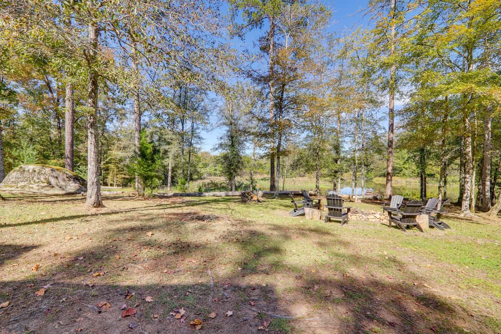 Wilderness Retreat on Crooked Creek, Lake Sinclair