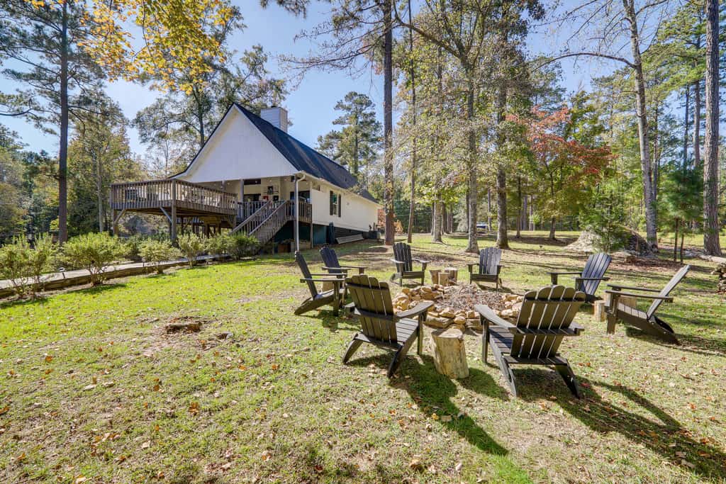 Wilderness Retreat on Crooked Creek, Lake Sinclair