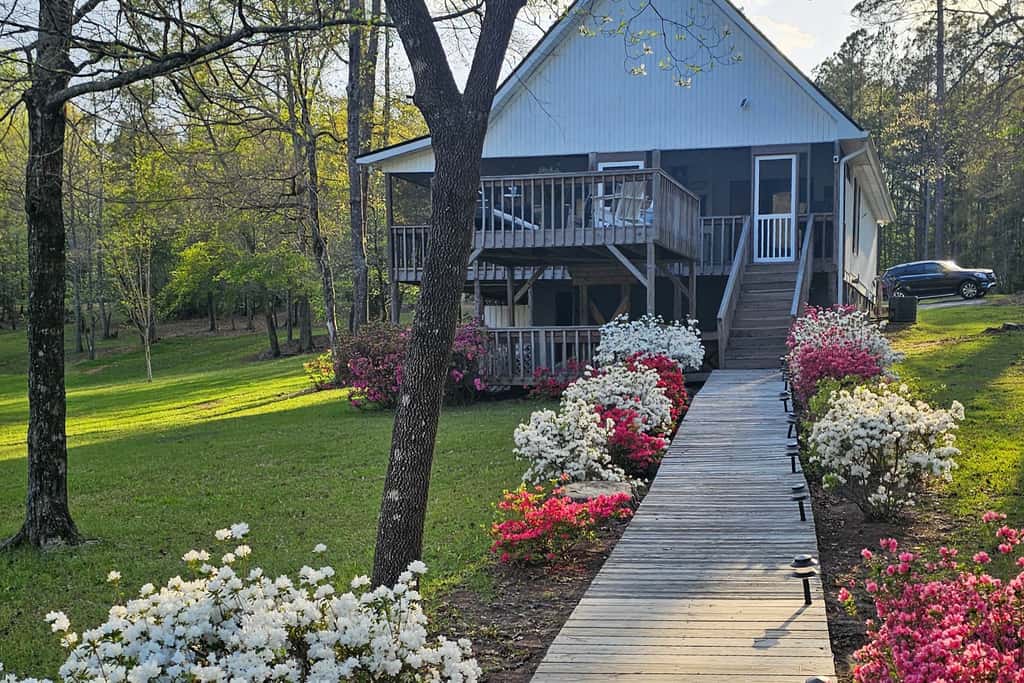 Wilderness Retreat on Crooked Creek, Lake Sinclair