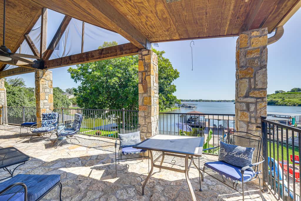 Luxury Lake Granbury Home: Dock, Hot Tub & Decks!