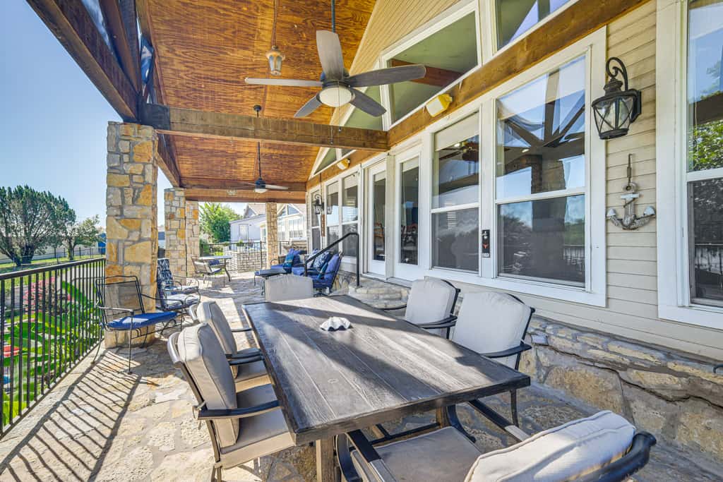 Luxury Lake Granbury Home: Dock, Hot Tub & Decks!