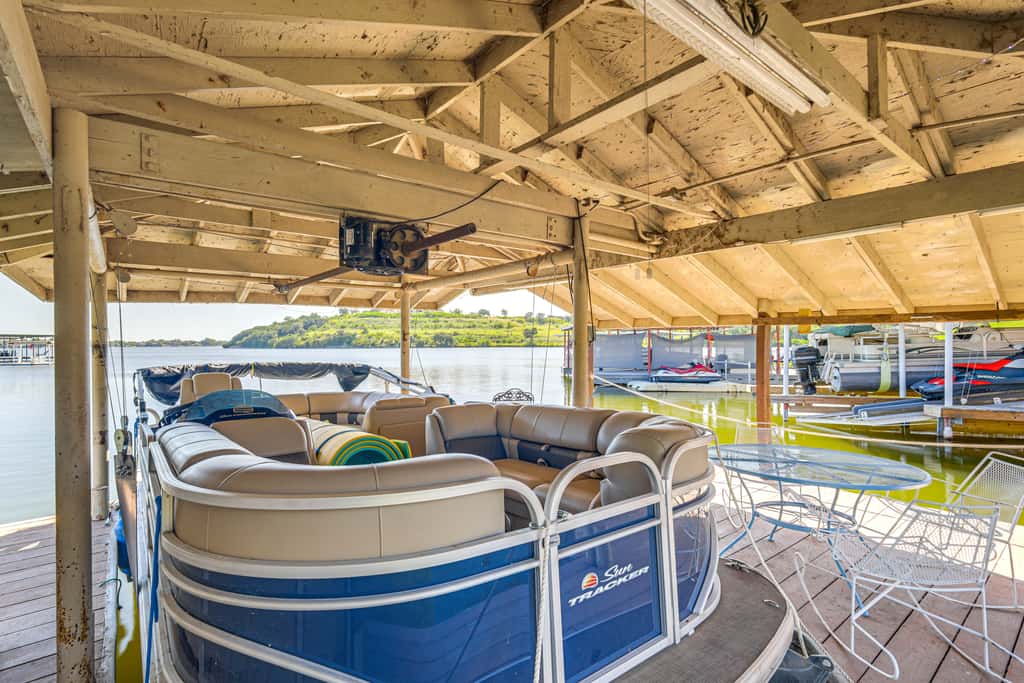 Luxury Lake Granbury Home: Dock, Hot Tub & Decks!