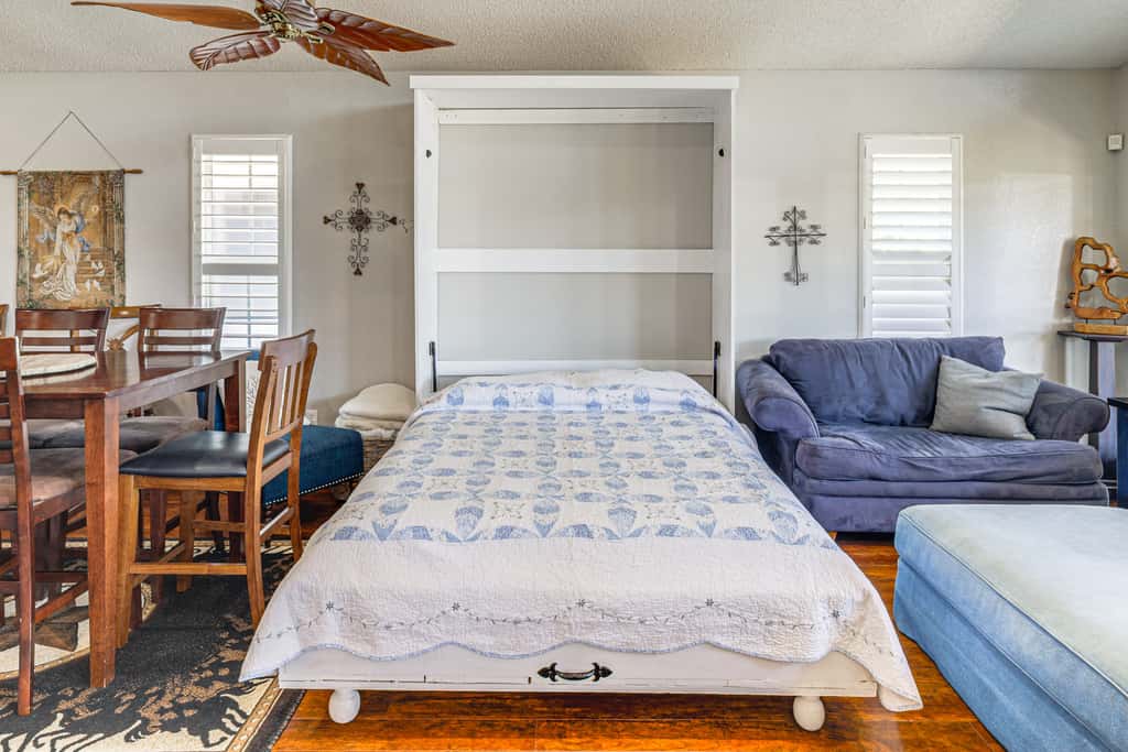 Luxury Lake Granbury Home: Dock, Hot Tub & Decks!