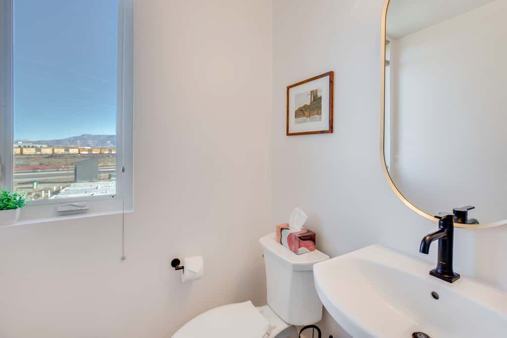 Mtn-View Balcony: Riverside Grand Junction Home!