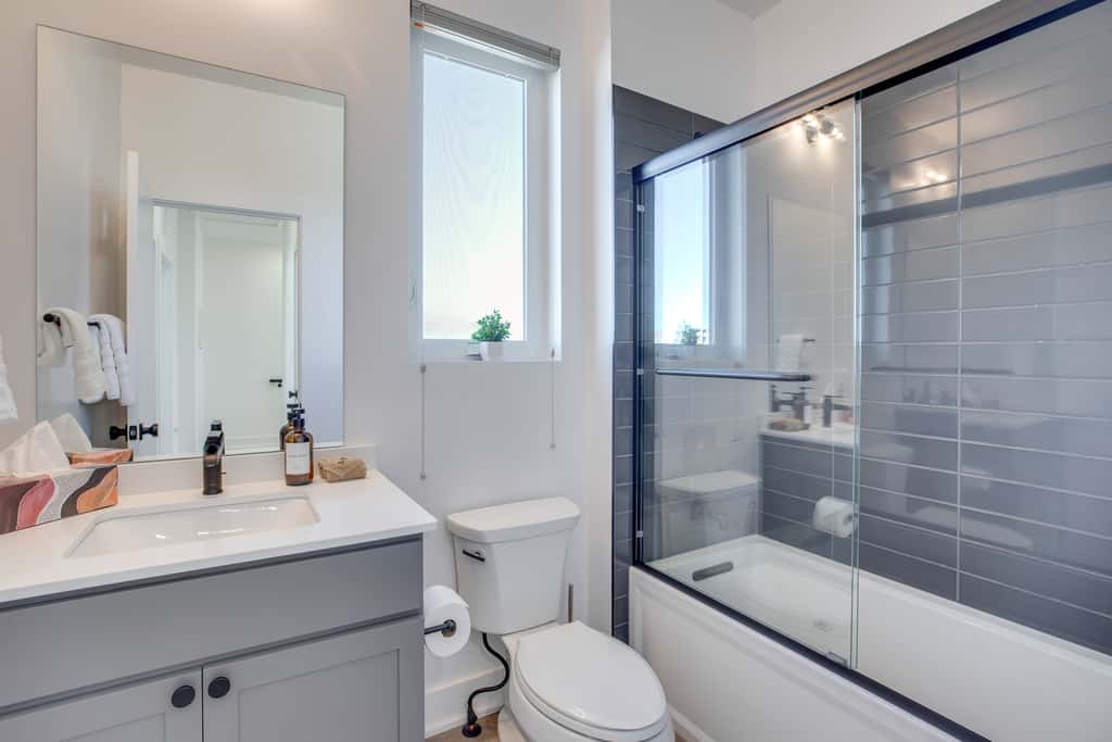 Mtn-View Balcony: Riverside Grand Junction Home!