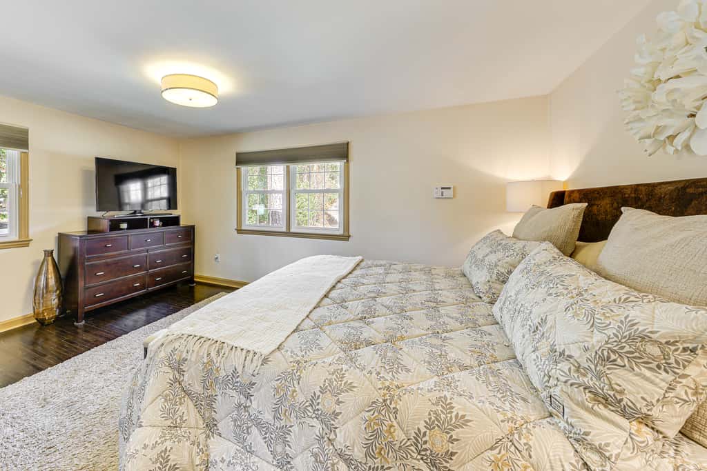 Walk to Powderhouse Polo Fields: Aiken Getaway