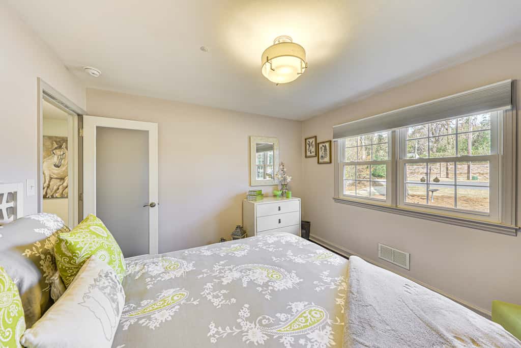 Walk to Powderhouse Polo Fields: Aiken Getaway