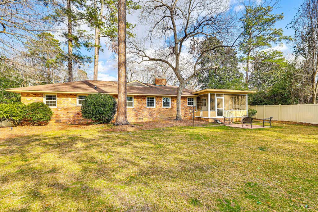 Walk to Powderhouse Polo Fields: Aiken Getaway