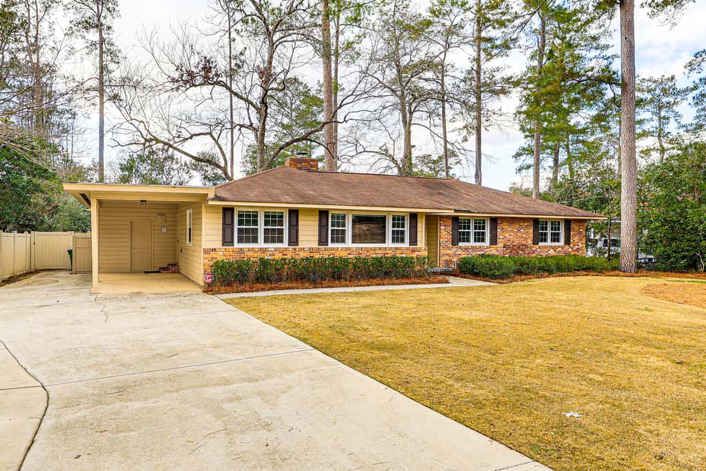 Walk to Powderhouse Polo Fields: Aiken Getaway