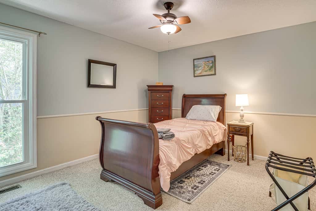 Screened Porch, Private Pool! Family Home in Aiken