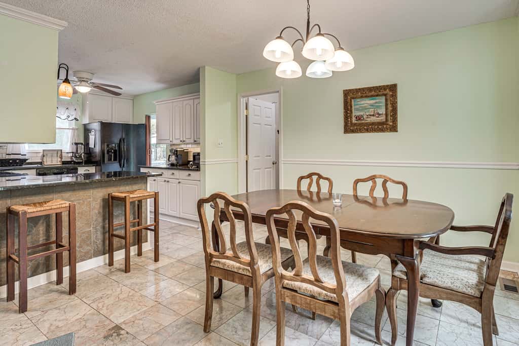 Screened Porch, Private Pool! Family Home in Aiken