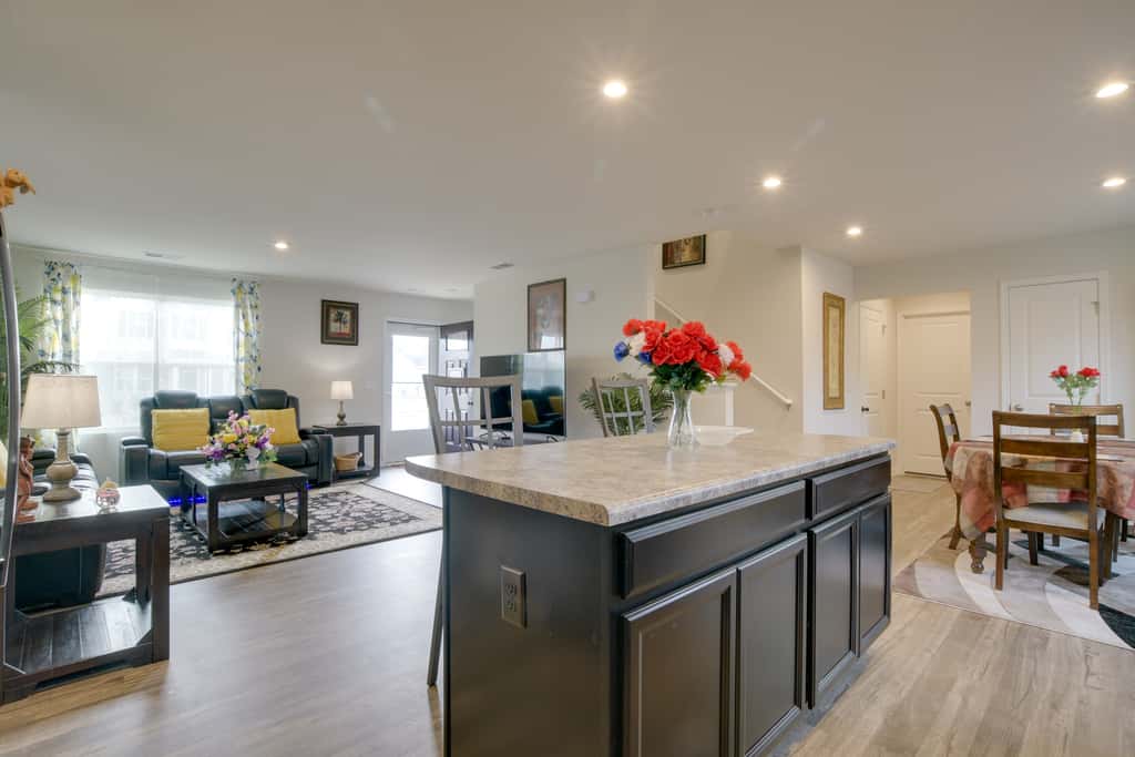 9 Mi to Duke University: Spacious Home w/ Yard!