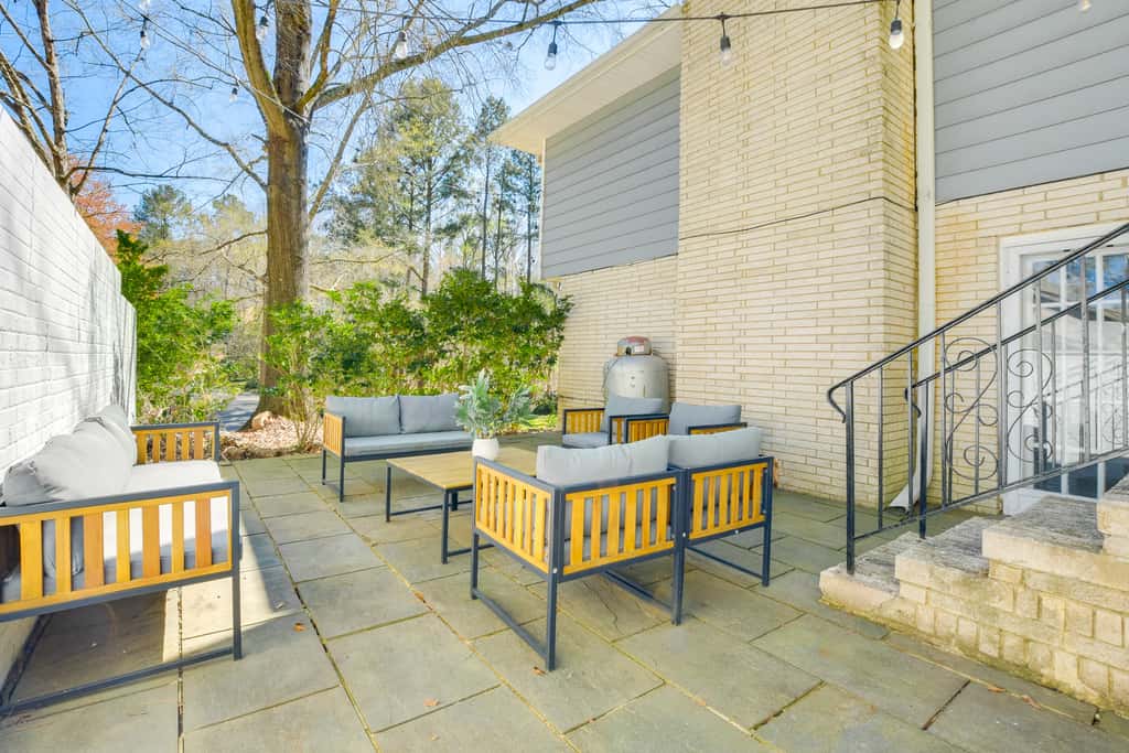 7 Mi to Dtwn Durham: Home w/ Hot Tub & Game Room!