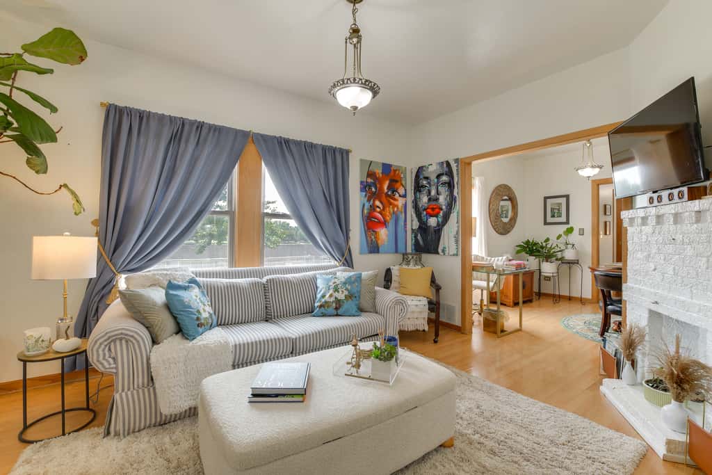 8 Mi to Chicago! Near Oak Park Attractions