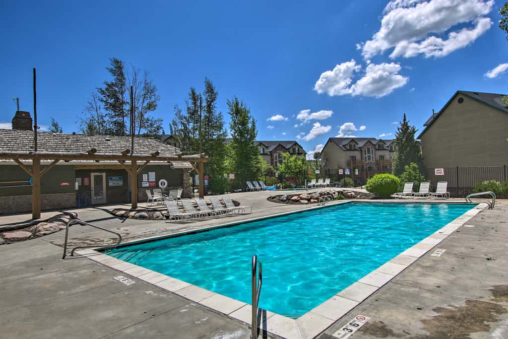 2-Condo Property w/ Mtn Views by Golf & Ski Resort