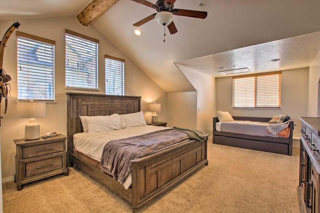 2-Condo Property w/ Mtn Views by Golf & Ski Resort