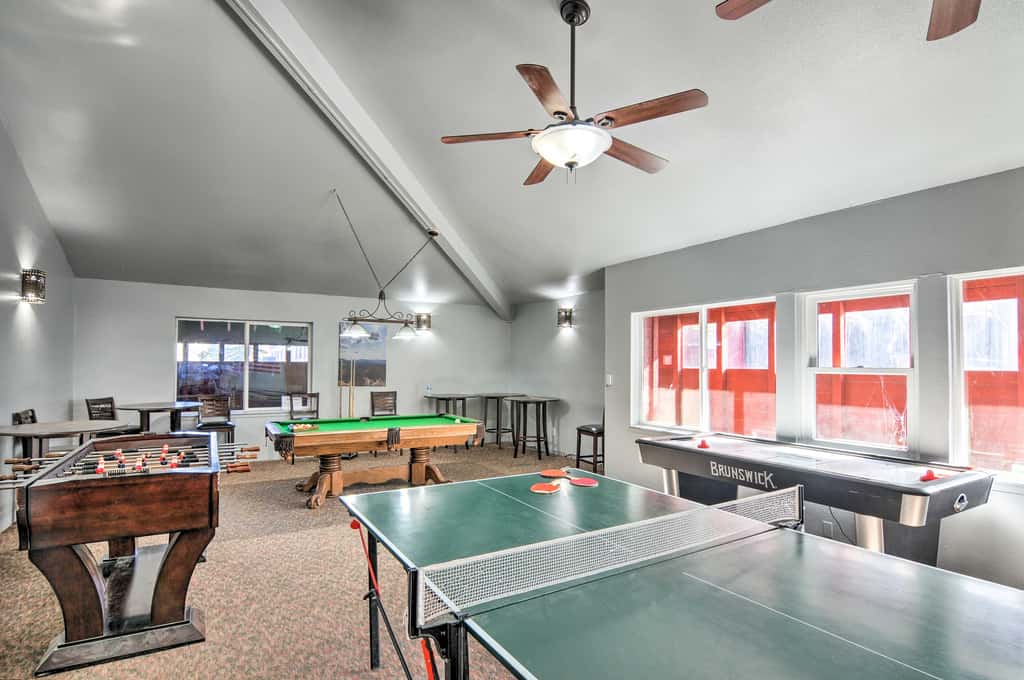‘The Bunk House’ - Ski-In/Ski-Out at Giant Steps!