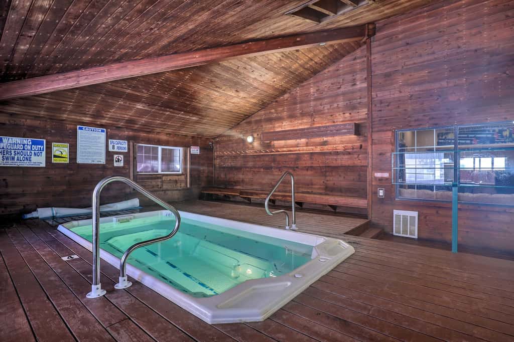 ‘The Bunk House’ - Ski-In/Ski-Out at Giant Steps!