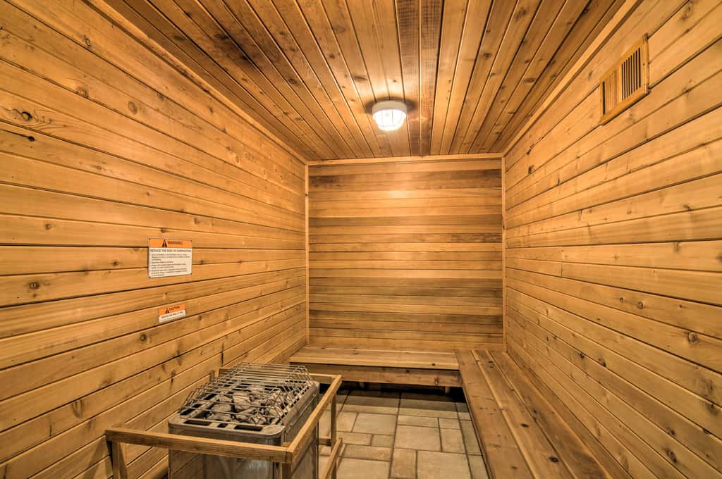 ‘The Bunk House’ - Ski-In/Ski-Out at Giant Steps!