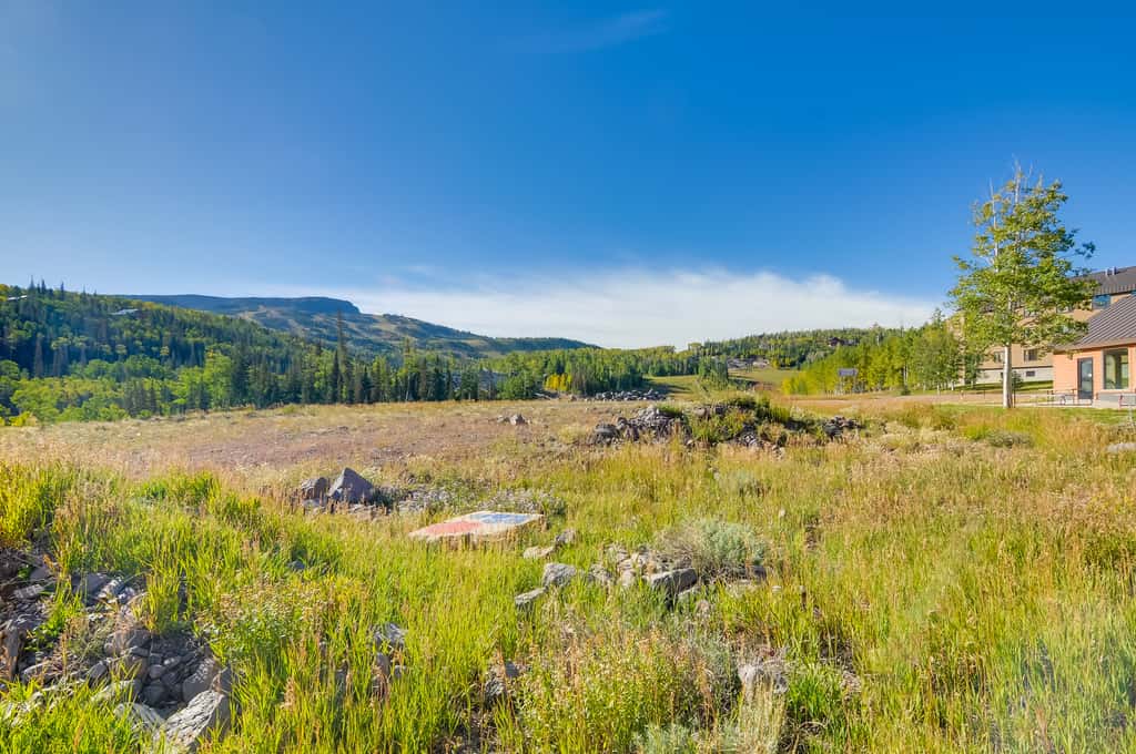 Mtn-View Condo w/ Trail Access in Brian Head