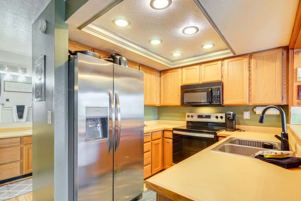 Mtn-View Condo w/ Trail Access in Brian Head