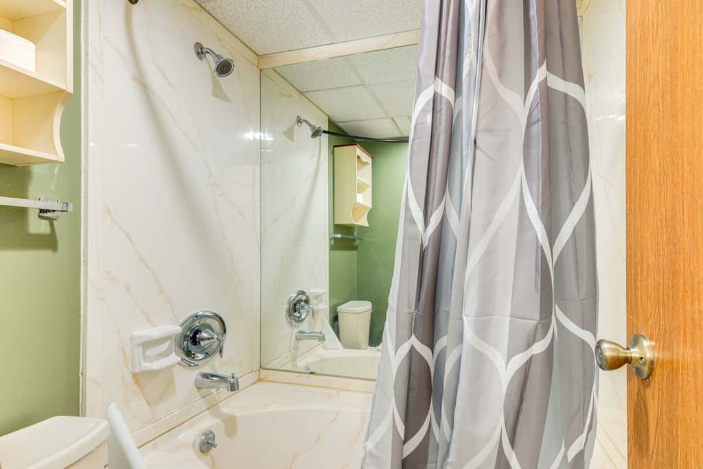 Mtn-View Condo w/ Trail Access in Brian Head