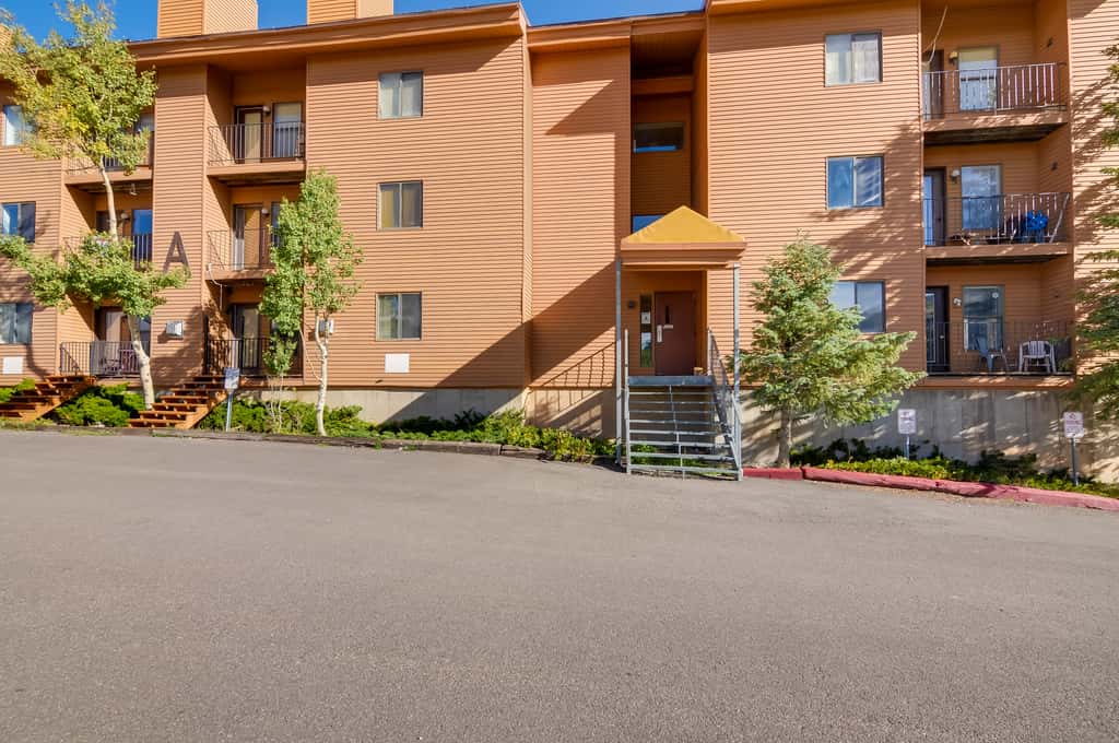 Mtn-View Condo w/ Trail Access in Brian Head