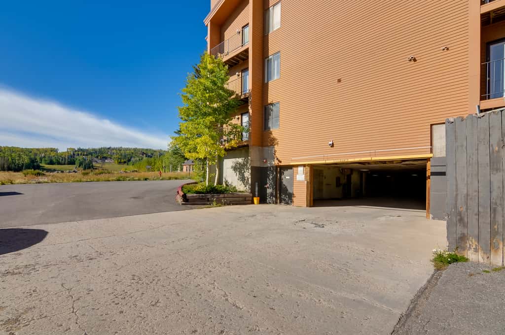 Mtn-View Condo w/ Trail Access in Brian Head
