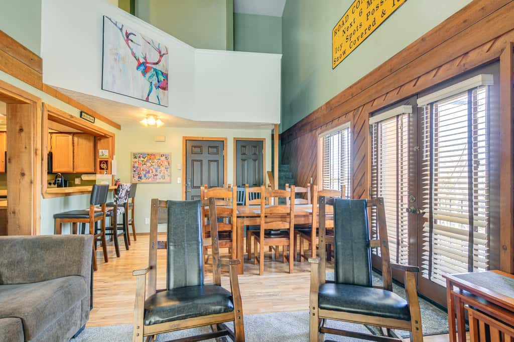Mtn-View Condo w/ Trail Access in Brian Head