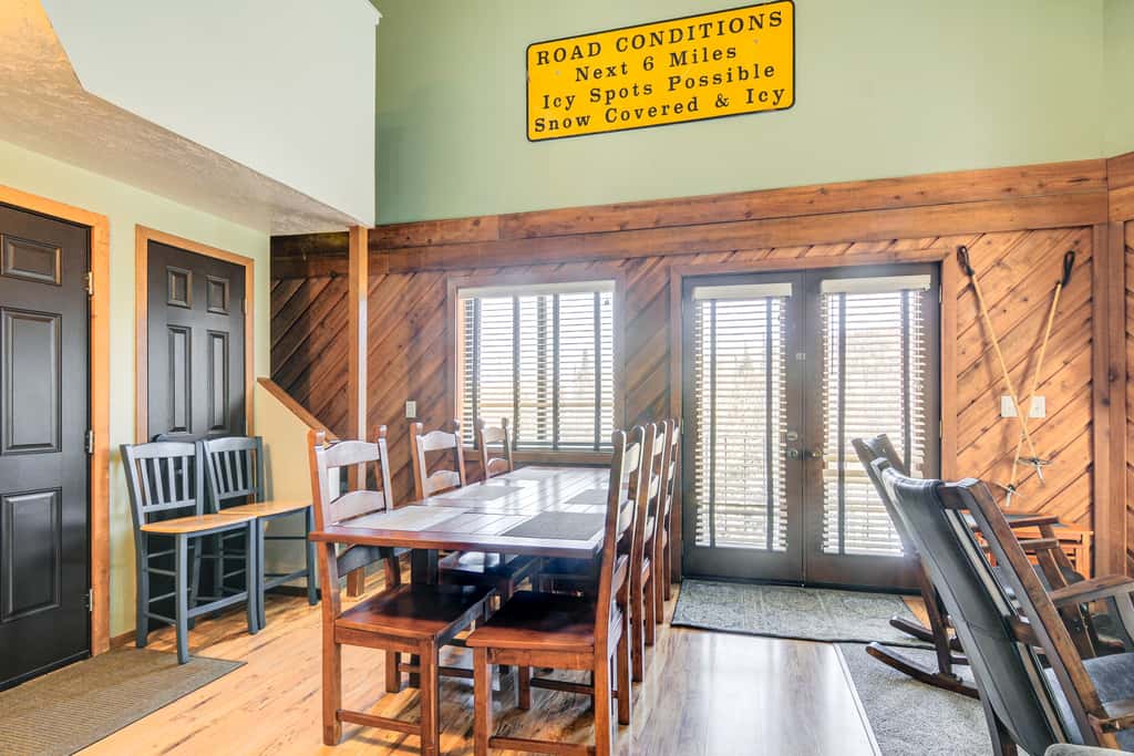 Mtn-View Condo w/ Trail Access in Brian Head