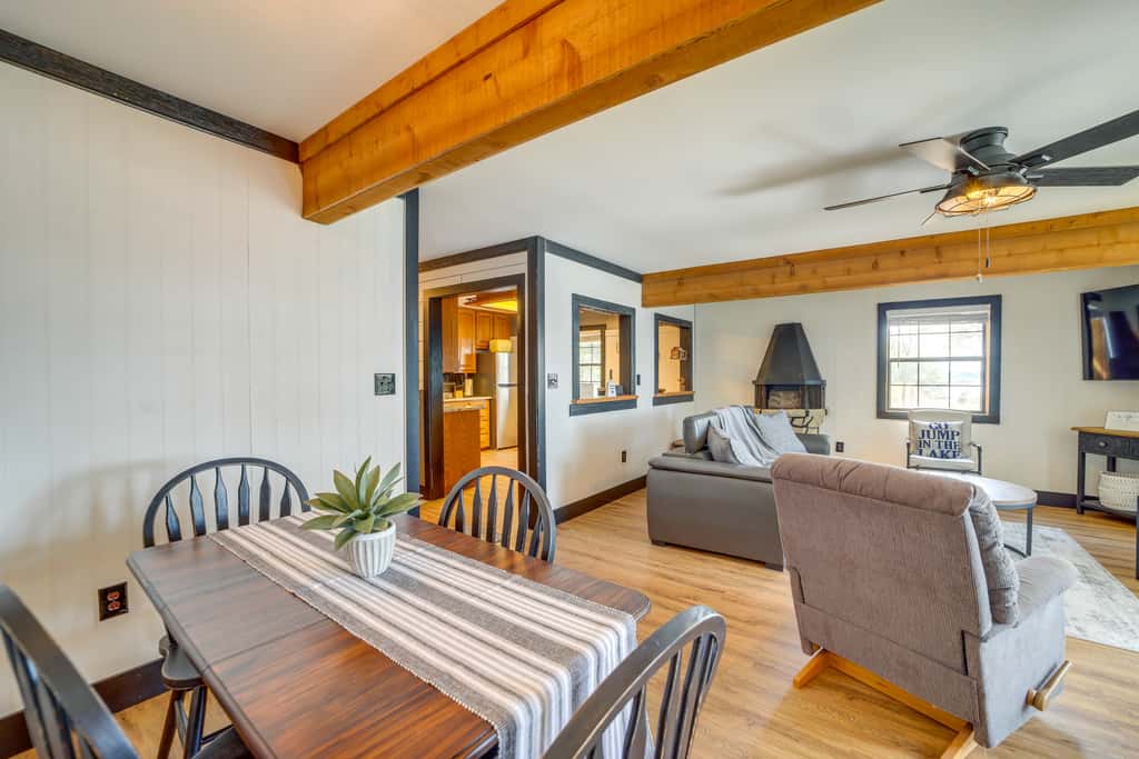 Private Hot Tub & Dock: Lakefront Grove Retreat!