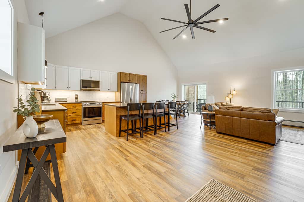 Sebago Lake Retreat: Ski, Hike & Swim