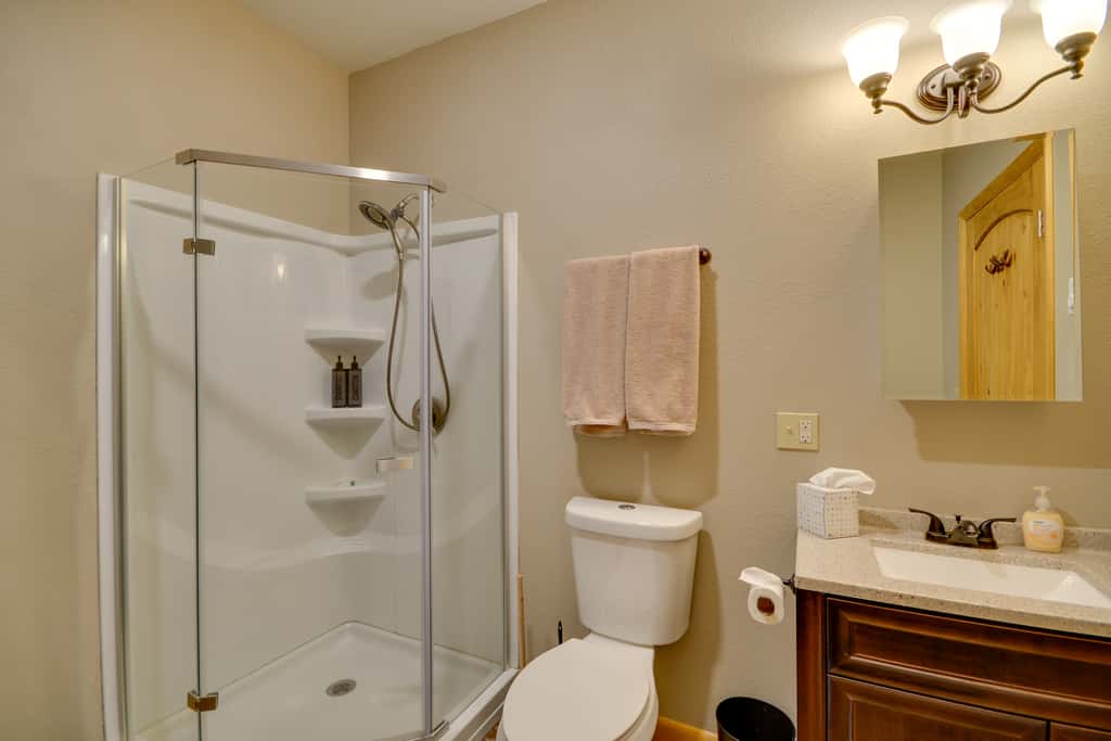 Red Lodge Retreat w/ Hot Tub: 3 Blocks to Downtown