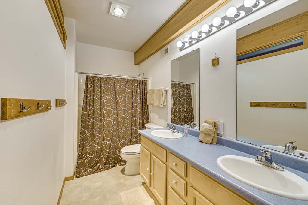 1 Mi to Dtwn Red Lodge: Mtn-View Cabin Getaway