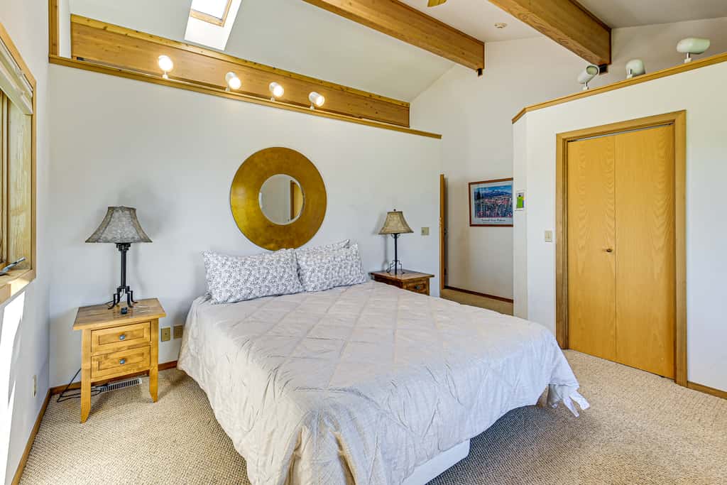 1 Mi to Dtwn Red Lodge: Mtn-View Cabin Getaway