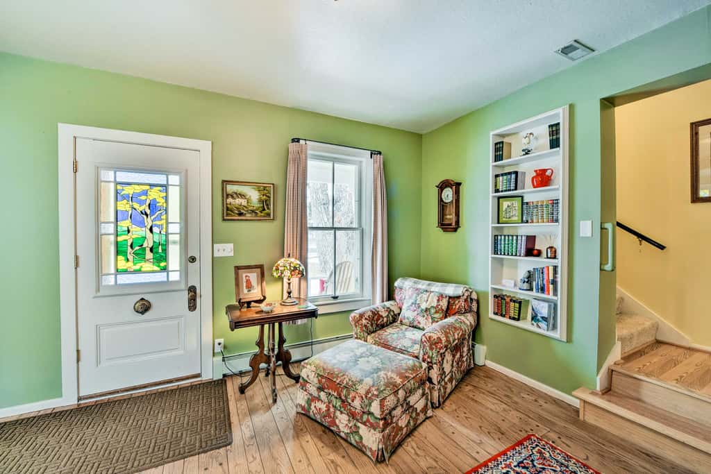 Charming Buena Vista Creekside Home: Walk to Main!