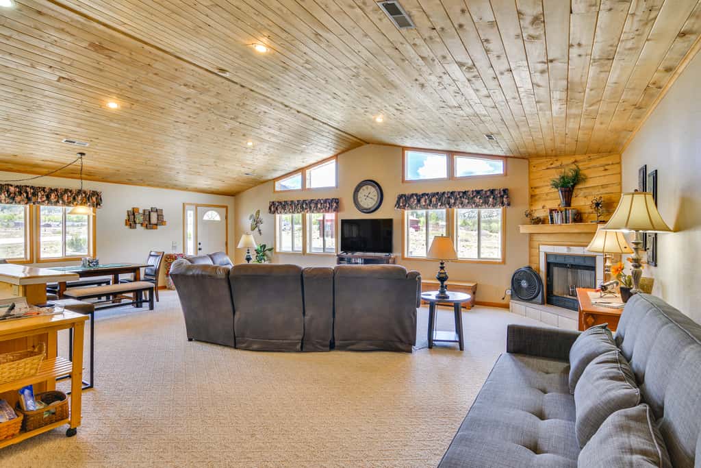 Spacious Buena Vista Home w/ Fire Pit Near Skiing!