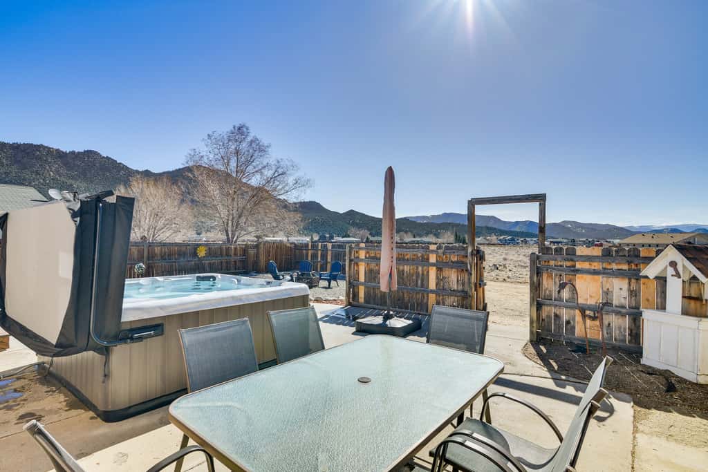 Pet-Friendly Buena Vista Home w/ Yard & Hot Tub!