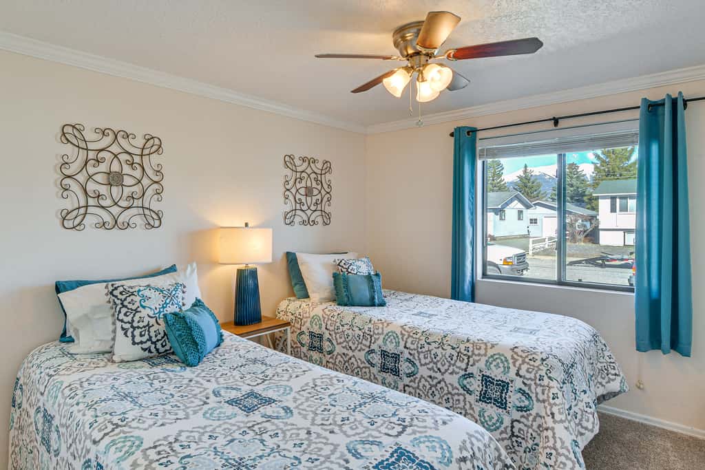 Pet-Friendly Buena Vista Home w/ Yard & Hot Tub!