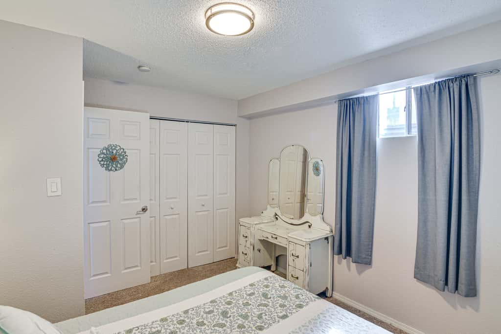 Pet-Friendly Buena Vista Home w/ Yard & Hot Tub!