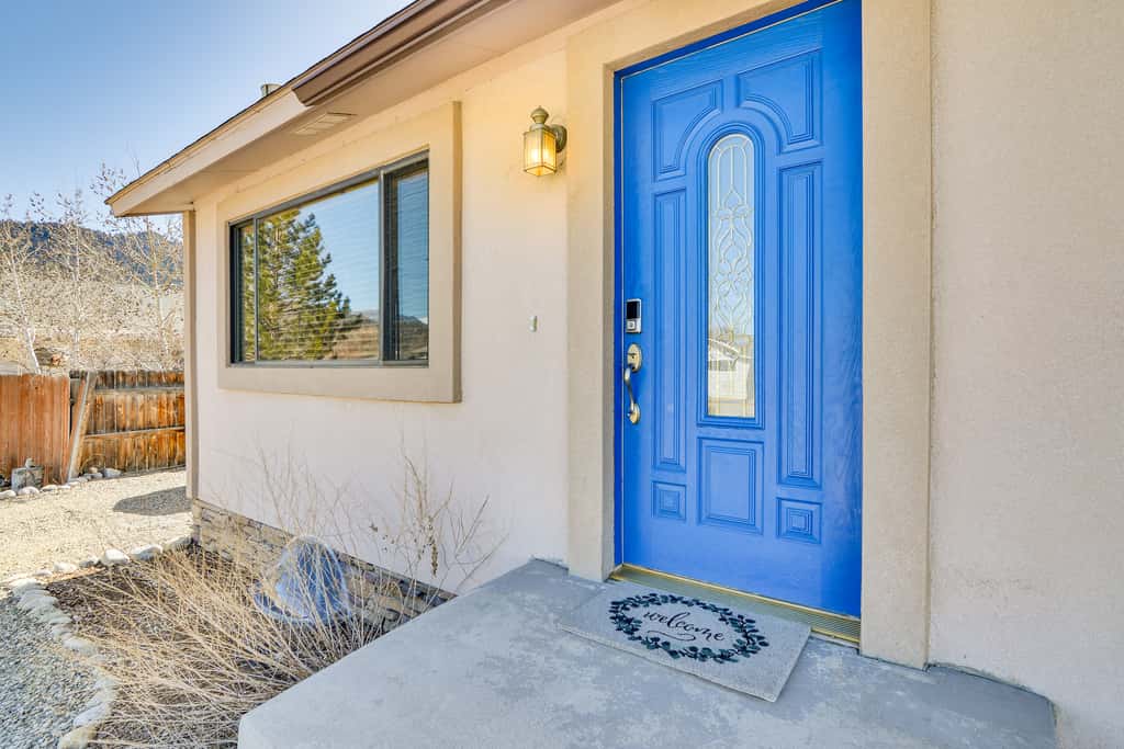 Pet-Friendly Buena Vista Home w/ Yard & Hot Tub!