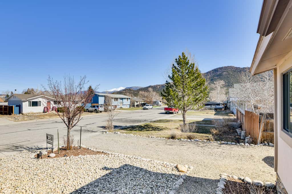 Pet-Friendly Buena Vista Home w/ Yard & Hot Tub!