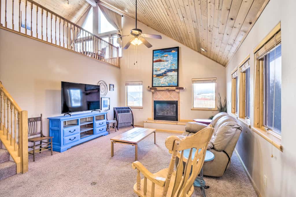 Charming, Spacious & Pet-Friendly Buena Vista Home
