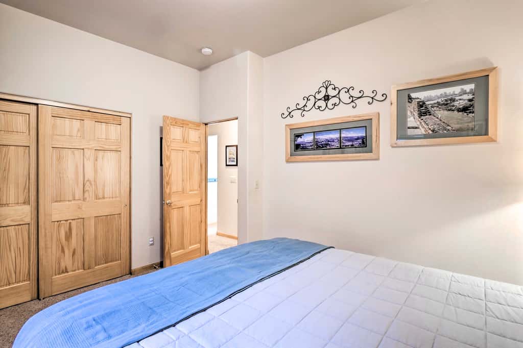 Charming, Spacious & Pet-Friendly Buena Vista Home